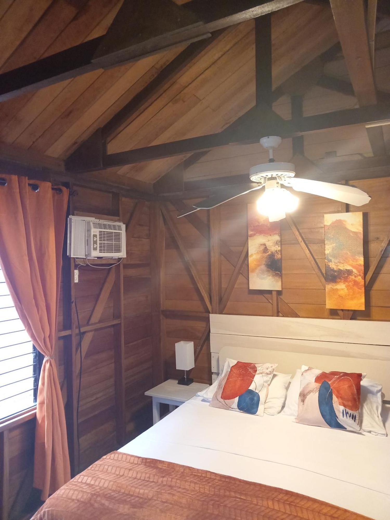 Villa Bahia Del Sol Bocas del Toro Eksteriør bilde